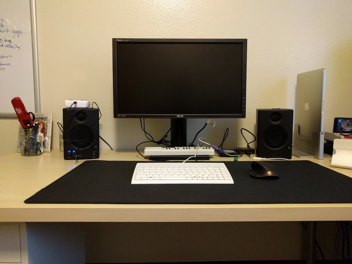 Macbook Workstation