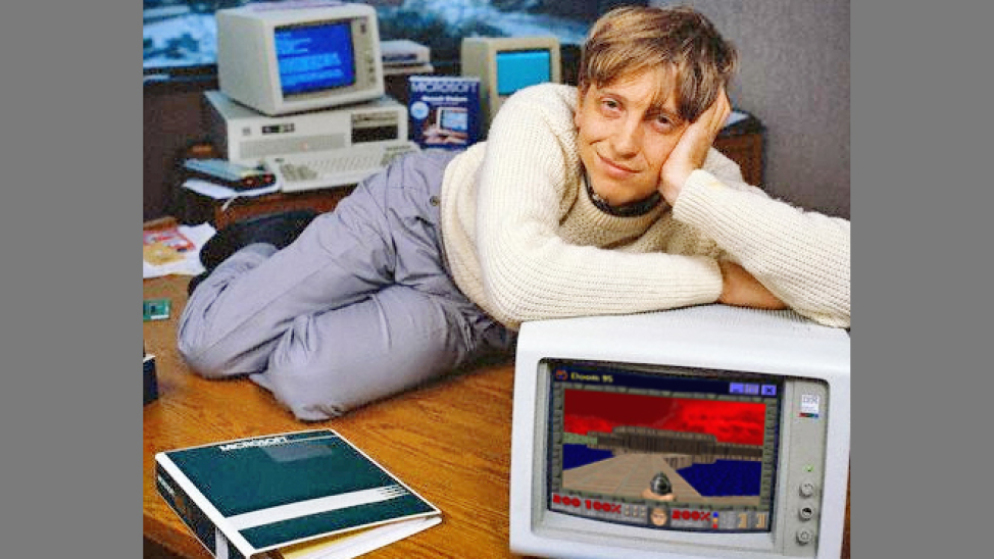 Bill Gates posing as a Gamer